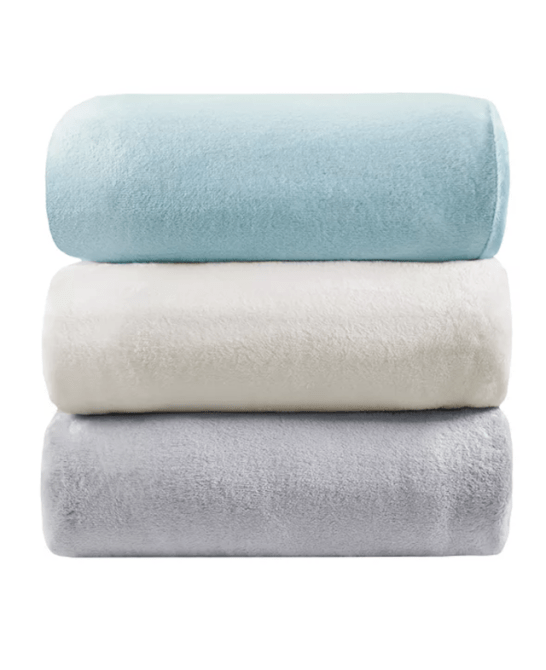 Stylecaster | Weighted Blankets Gift Guide