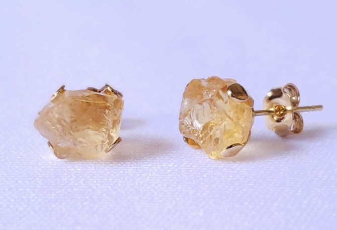 STYLECASTER | Crystals For Aries