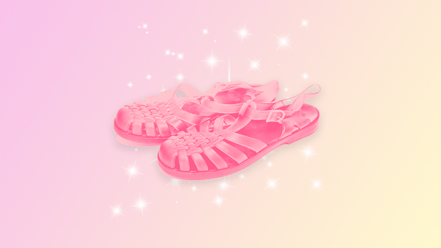 Jelly sandals trend 