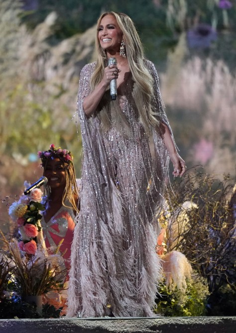 STYLECASTER | Jennifer Lopez Vax Life Concert Look