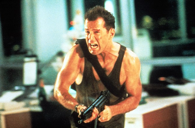 DIE HARD 2, Bruce Willis, 1990