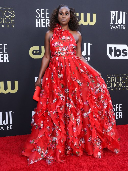 STYLECASTER | Selena Gomez Red Carpet Look