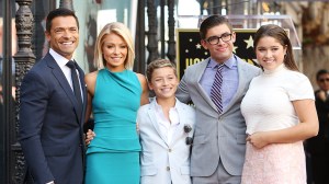 Kelly Ripa Mark Consuelos kids