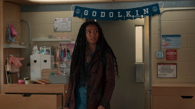 Jaz Sinclair (Marie Moreau)