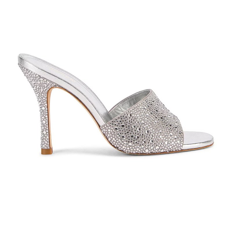 According to a Stylist, the Comfiest High Heels Are From Larroude