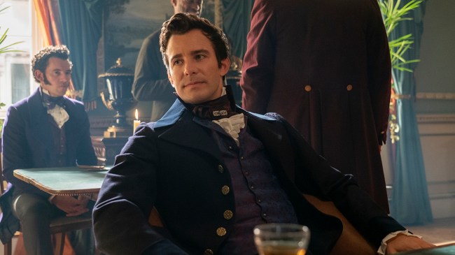 Bridgerton. Luke Thompson as Benedict Bridgerton in episode 301 of Bridgerton.