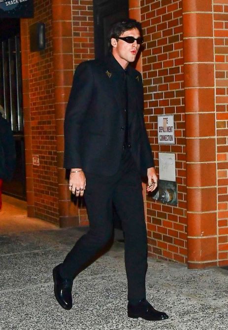 Jacob Elordi, rings, street style, celebrity street style, black suit