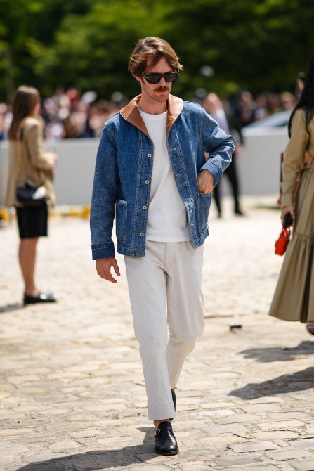 white t-shirt outfits men