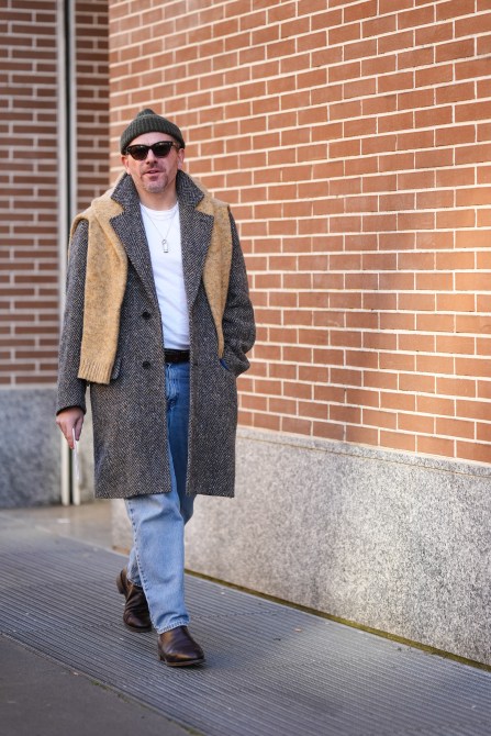 white t-shirt outfits men