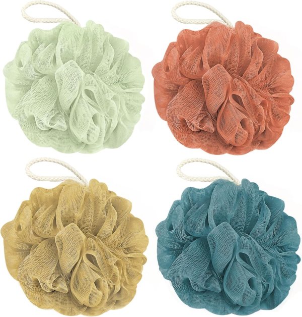 BlackShowerTok Explains How to Shower Properly