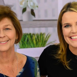 Savannah Guthrie Mom
